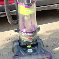 Power Lifter Swivel Rewind Vacuum