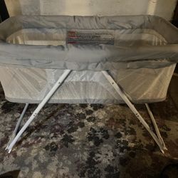 Like New Bassinet 