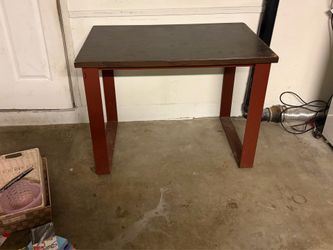 Wood top table metal bottom frame