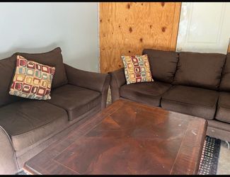 2 love sets and coffee table