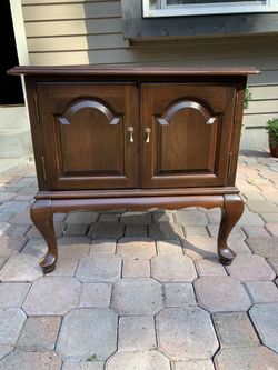 Ethan Allen Side Table