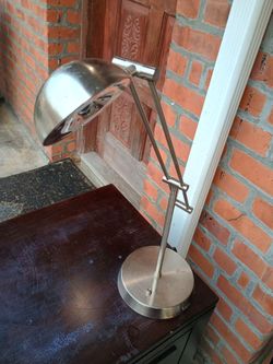 Metal Adjustable Lamp