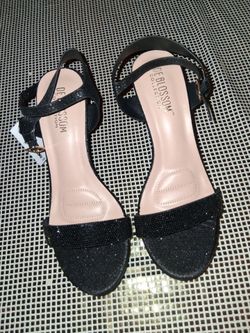 Heels sz 9 new