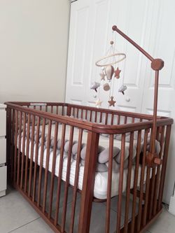 Nesting Crib