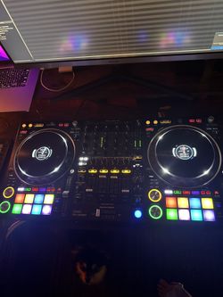 Pioneer DJ DDJ 1000SRT