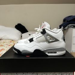 Jordan 4 White Cement 