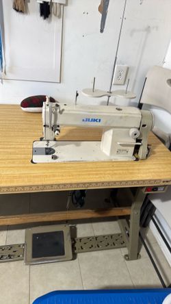 JUKI 555ON SEWING MACHINE