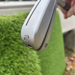 Taylormade P-UDI  2 iron 17°