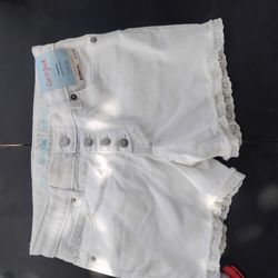 Girl short