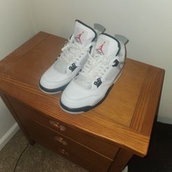 Air Jordan 4 "White Cement"