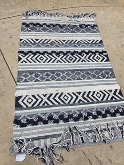Pier 1 Imports Area Rug, 5 X 8 ft