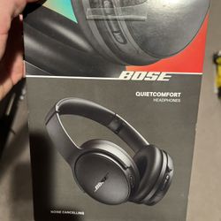 Brand New In Box Bose Head Phones