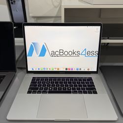 MacBook Pro 15” i7 16GB 500GB