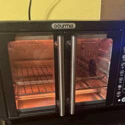 Gourmia Auto French Door Digital Air Fryer Oven