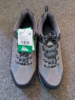 Men's size 10 shoes