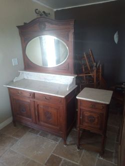 Antique 19th century European  1880 Henri II Buffet, oval mirror hutch with matching side table