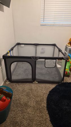 Playpen with extra thick foam mat