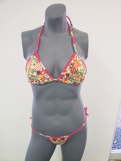 Traje de Bano / Traje de Baño / SwinSuit/ SwinWear/ Bikini /