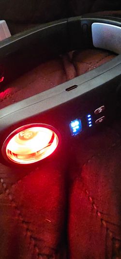 New cooling plate gets ice cold in 3 seconds 🥶, neck fans,1 black and 1 white both new,4,000ma big battery rechargeable