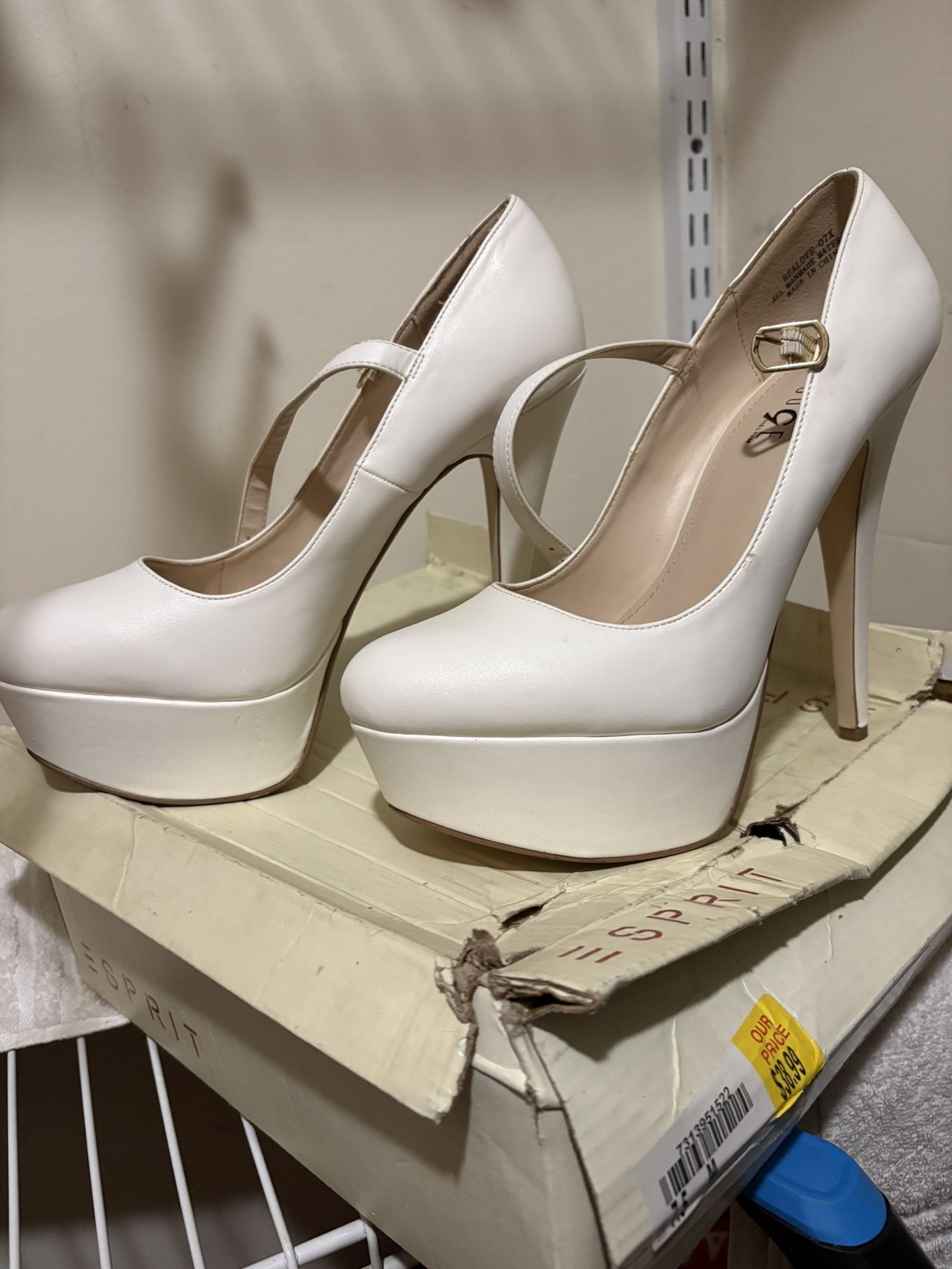 Rogue White Heels