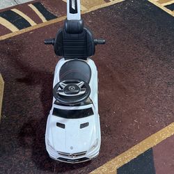 AMG Mercedes Mercedes-Benz ride on toy