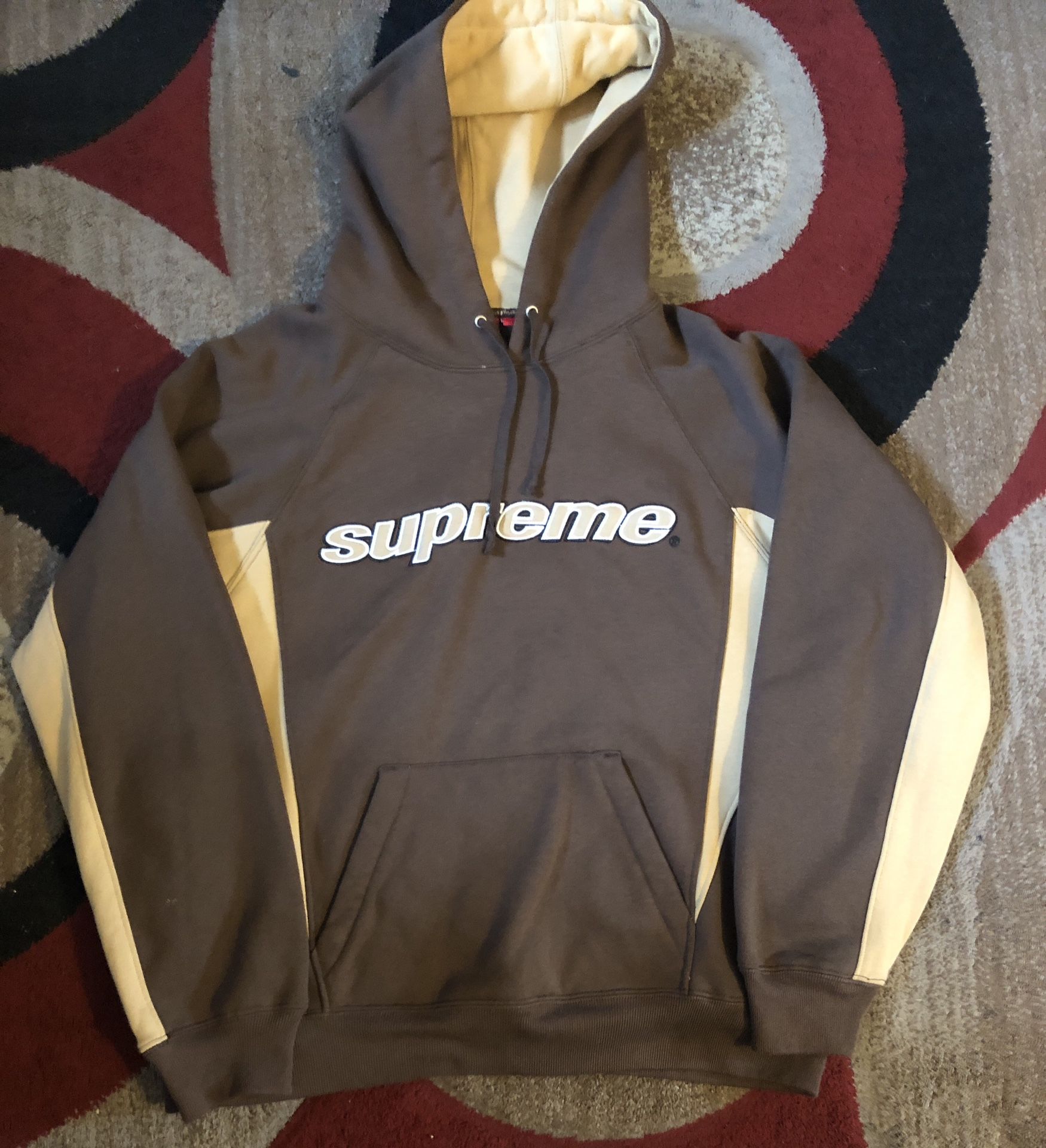 Supreme Hoodie