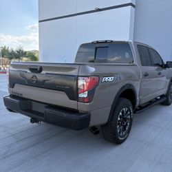 2020 Nissan Titan