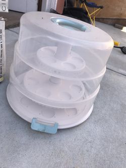 Cupcake holder