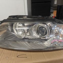 04~05 Audi A8 Headlight Driver Side