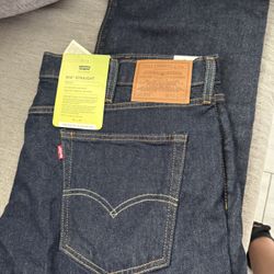 Levi’s 42 x 30