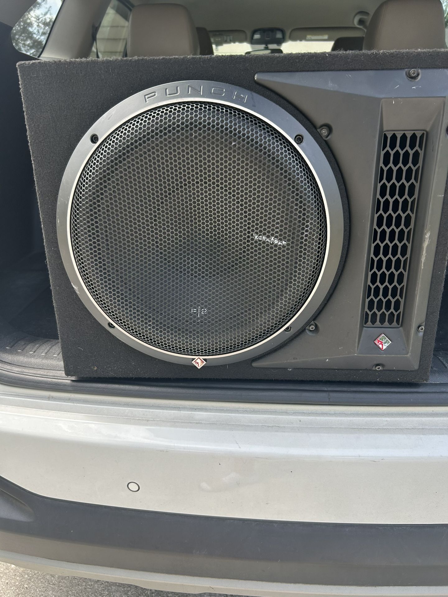 Punch 2 Speaker, Amp, Plug In