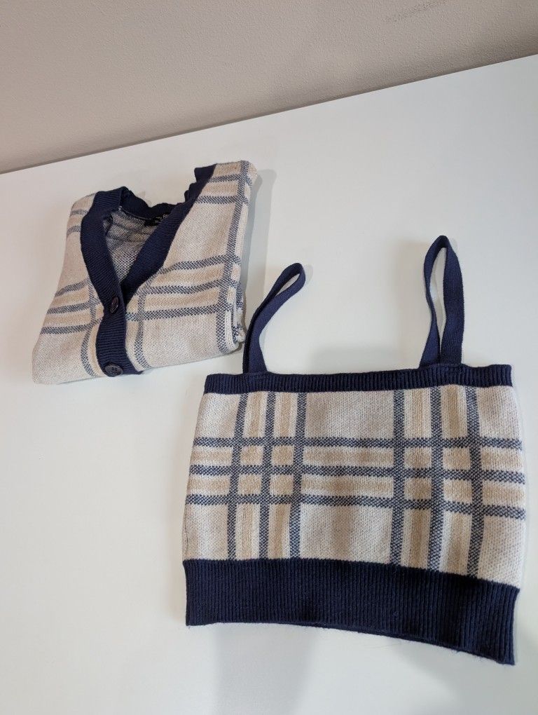 Witty Fox Plaid Knit Cardigan and Tank Set - Size S