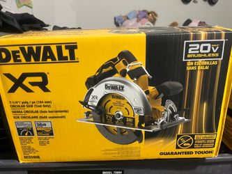 DEWALT 20-Volt MAX 7-1/4 in. Cordless Circular Saw (Tool Only)