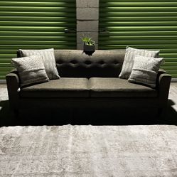 *Free Delivery* Modern Couch Sofa