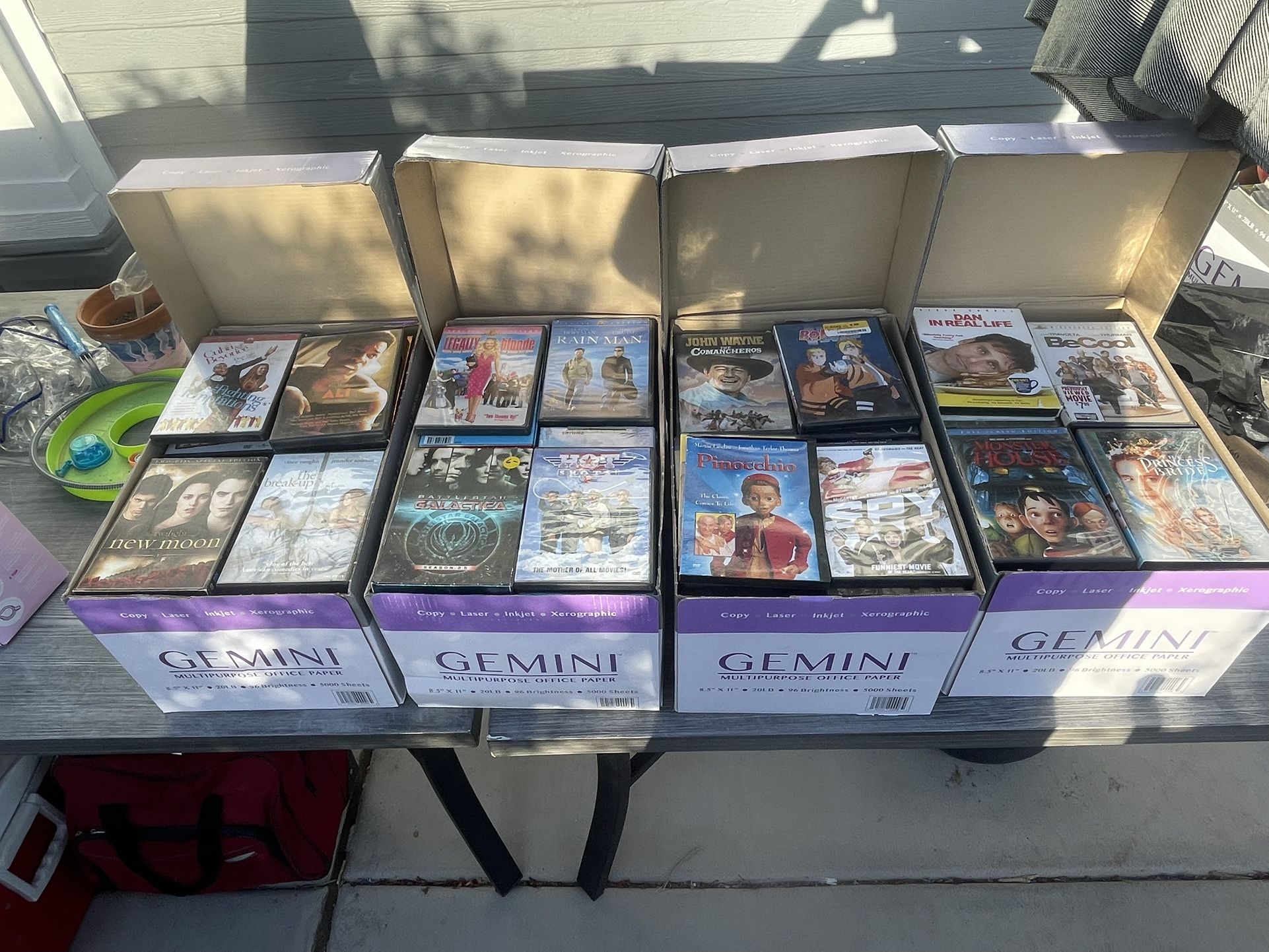 DVDs 200+