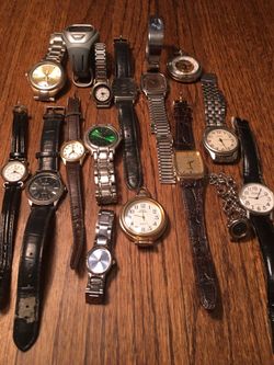 Watch lot-for repair/parts-18 total-None ticking -new watches added!! please read full description)