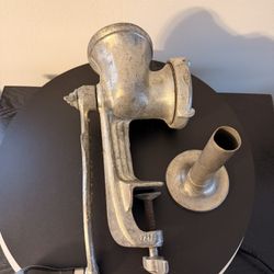 Vintage Griswold Cast Iron #3 Hand Crank Bench Mount Meat Grinder