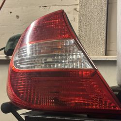 Toyota 2005 Tailgate Light