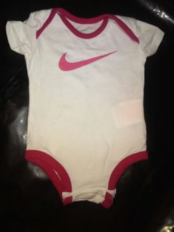 NIKE ONESIE