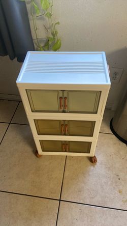 3-Tier Plastic Storage Cabinet on Wheels