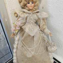 Victorian Doll Perfect CONDITION 