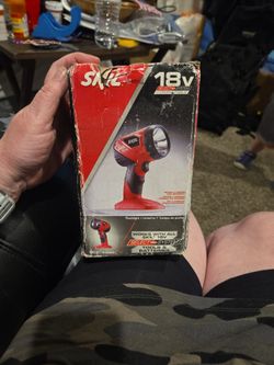 18v skil flashlight