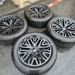 22" CHEVY SILVERADO TAHOE SUBURBAN WHEELS & TIRES 