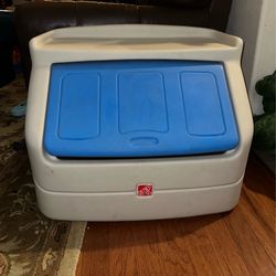 Step2 Toy Box