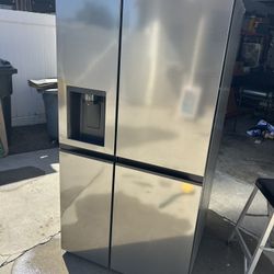 LG Refrigerator 