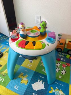 Baby activity table