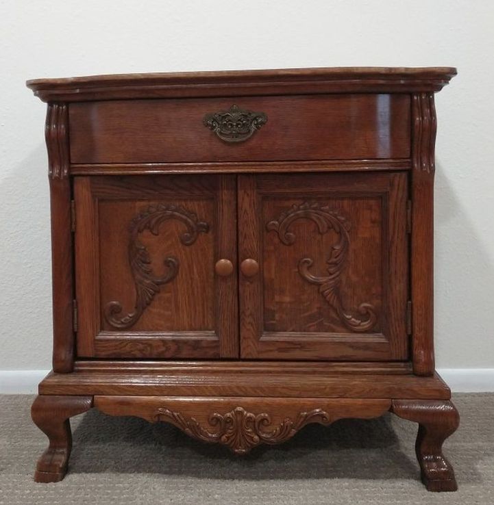 Antique Oak Cabinet PENDING