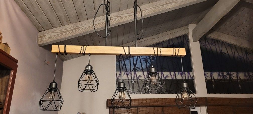 Industrial Style Hanging Lamp