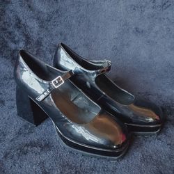 Forever21 Black Faux Patent Leather Platform Chunky Mary Jane Shoes 7.5