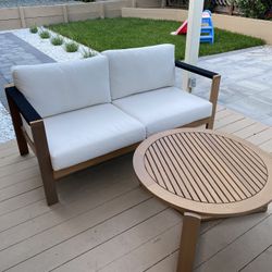 Unopened Outdoor Love Seat And Table